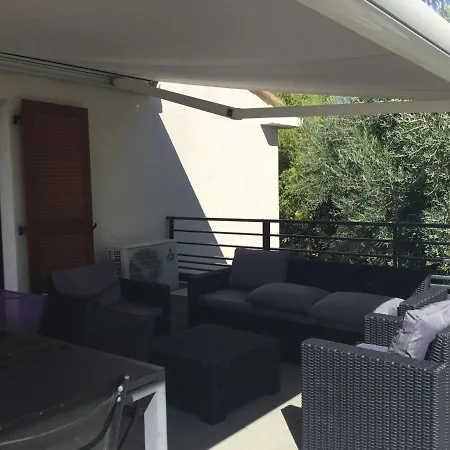 Sympa,moderne Et Fonctionnel Apartment